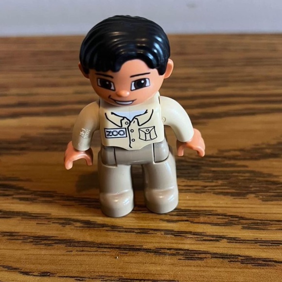 Lego duplo zookeeper figure - Picture 3 of 5